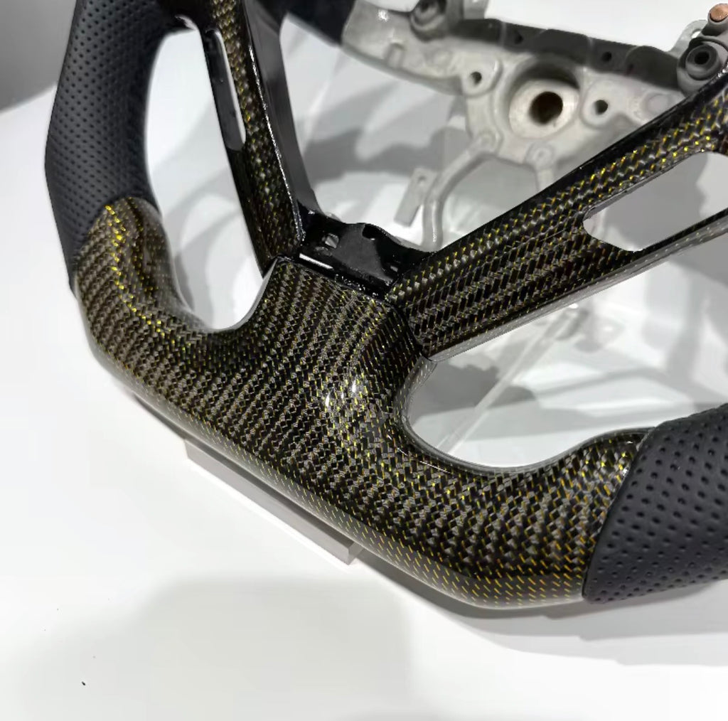 INFINITI G35/G37/Q40 (2007-2015) Carbon Fiber Steering Wheel W/Trim Piece